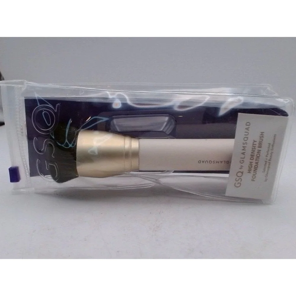 GSQ by Glamsquad - High Density Foundation Brush, BRAND NEW IN PACKAGE